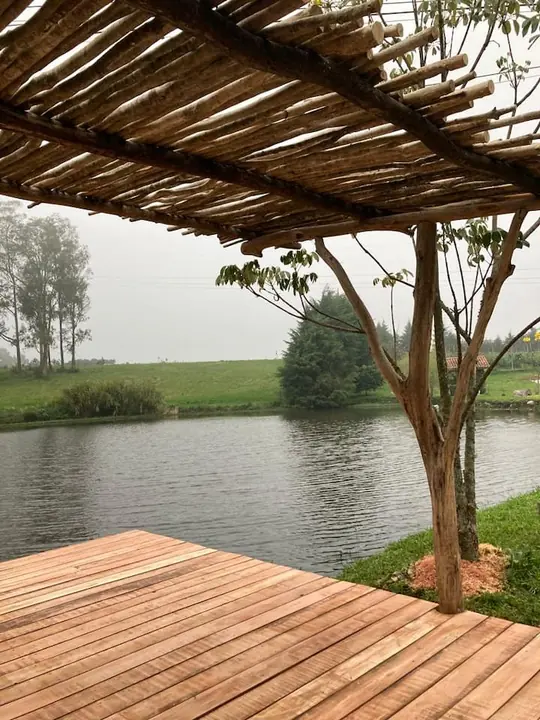 Açude e bosque